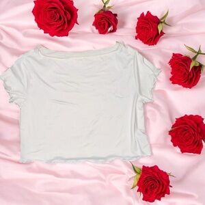 Colsie Ivory Cropped Spring Time Top